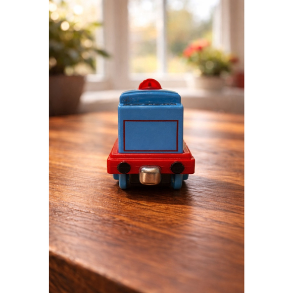 Thomas & Friends Winter Thomas Christmas Die-Cast Train 🎄🚂 - Picture 4 of 4